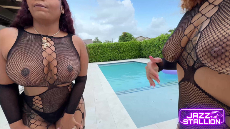 Jazz The Stallion: 2 Big Butt Ebony Sluts on 1 Big White Cock