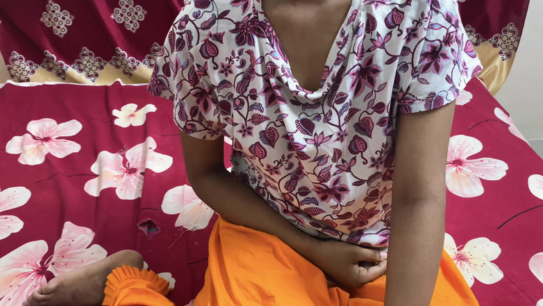 Bdsex24: Özel Bangla edepsizce konuşuyor süper seksi üvey kız kardeşim sert sikişiyor