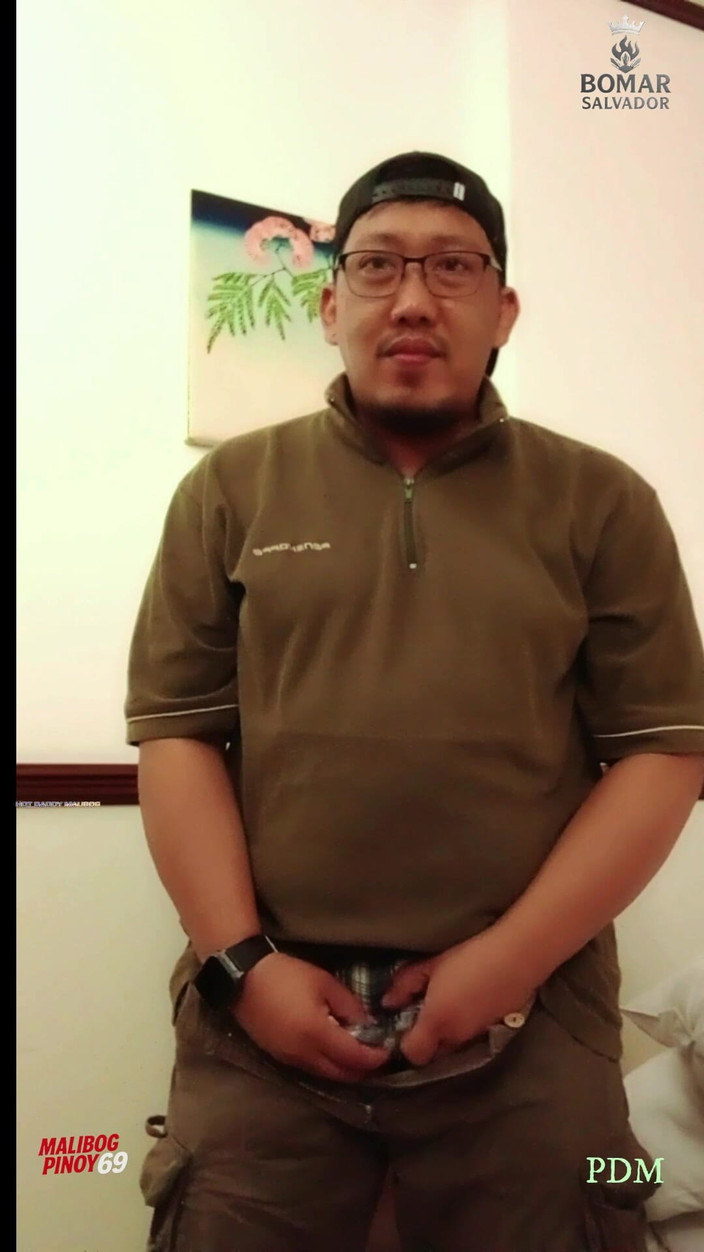 pinoy malibog: Ayah gemuk mengambil kendali