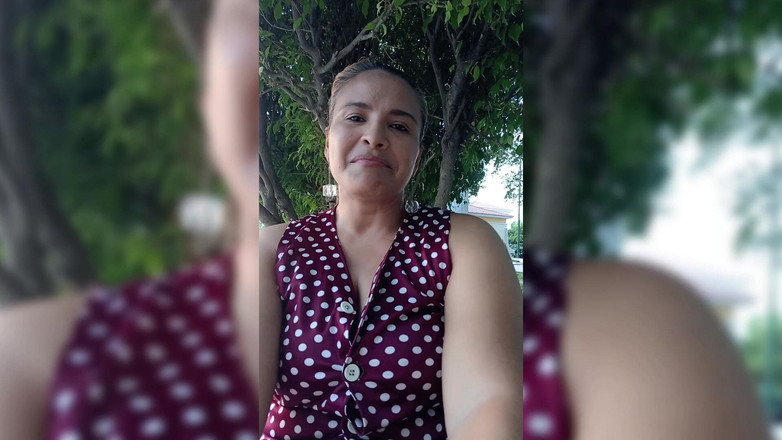 Gina Halime: 会见吉娜不必要的信息，但很适合做爱