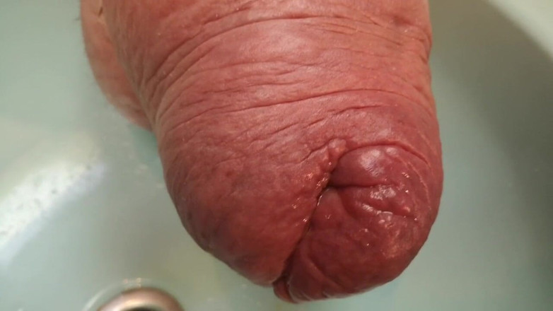 Monster_Meat_: Чудовищный писающий как фонтейн