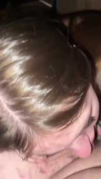 Přišel jsem domů z práce a okamžitě jsem dostal ptáka