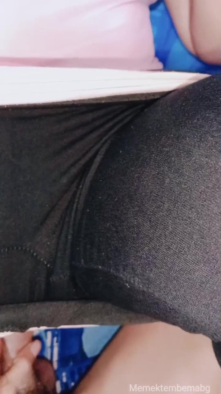 Asian girl videos: Seorang Wanita Cantik dan Cantik