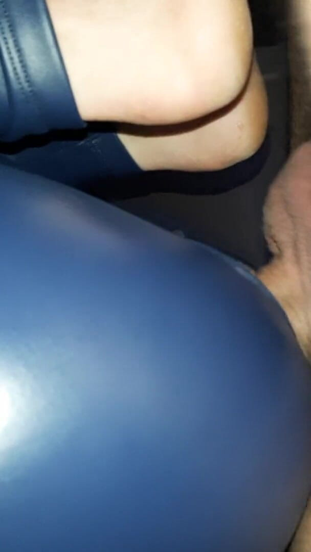 Shiny leather assfuck: Shiny ass fucked in blue latex pants