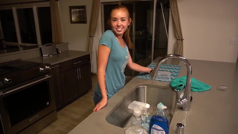 BrandiBraids: Hubby away wifey will play