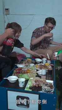 Model TV-Orgy Party on the Moon Festival