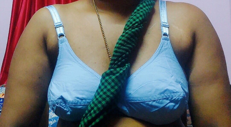 Desi Mohini: Mohini Village Bhabhi Hardsex in Bedroom.