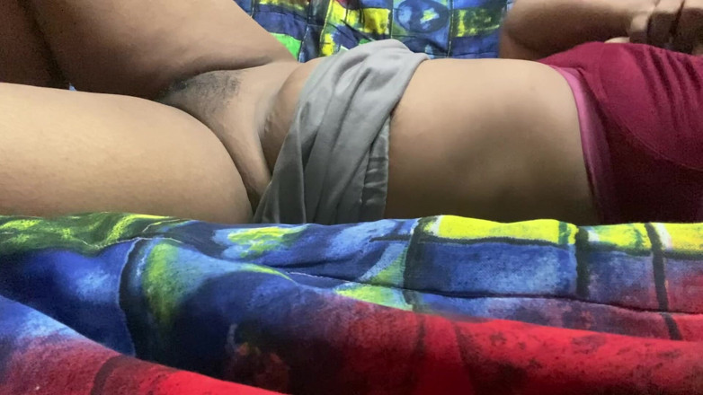 Angoori: Mallu Girl Pussy Fingering