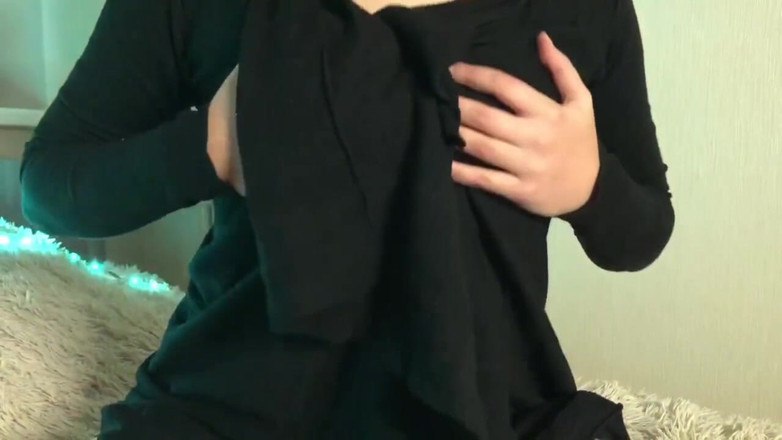 Adeli: I'm left alone at home and playing with my body