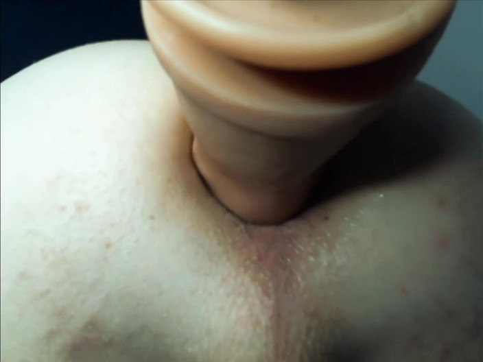 MeandI2: Preparando minha bunda para uma foda profunda