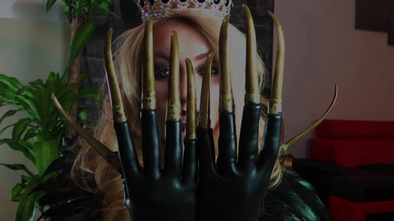 Goddess Celine: Speelbound
