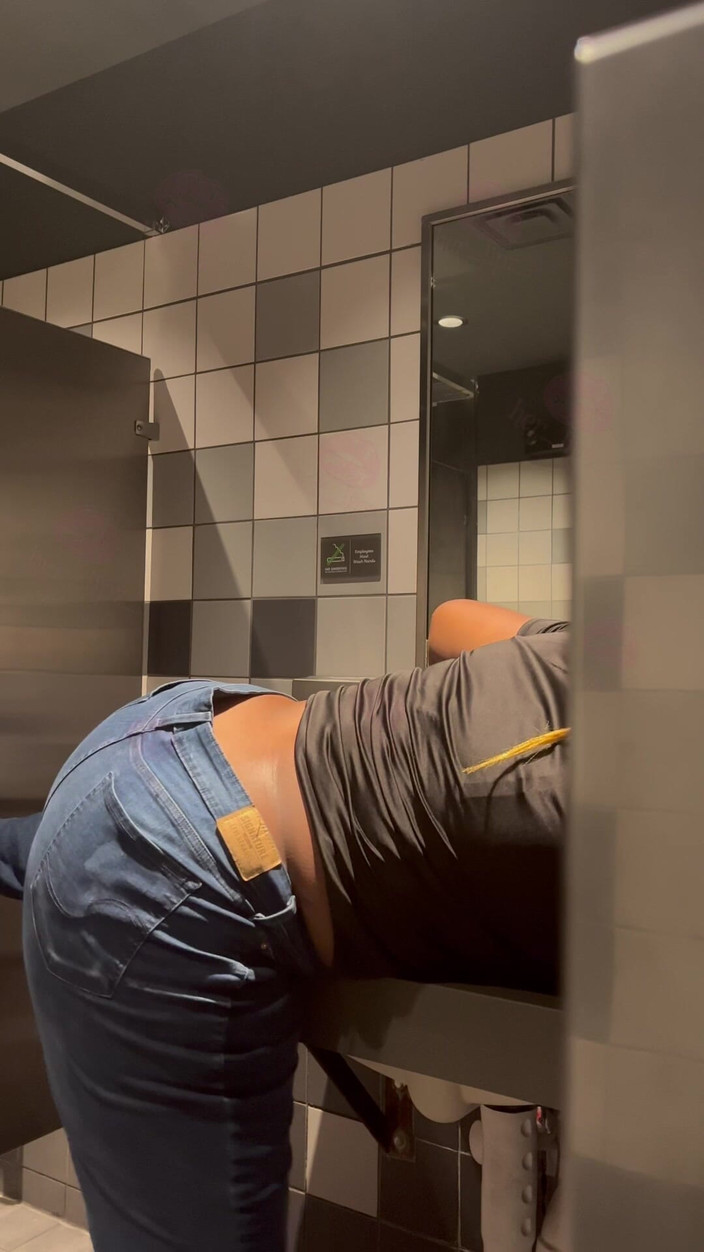 Anye Meshell: Не заходи сюда!