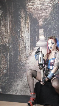 Anne Wild - 399 - Photoshoot Backstage