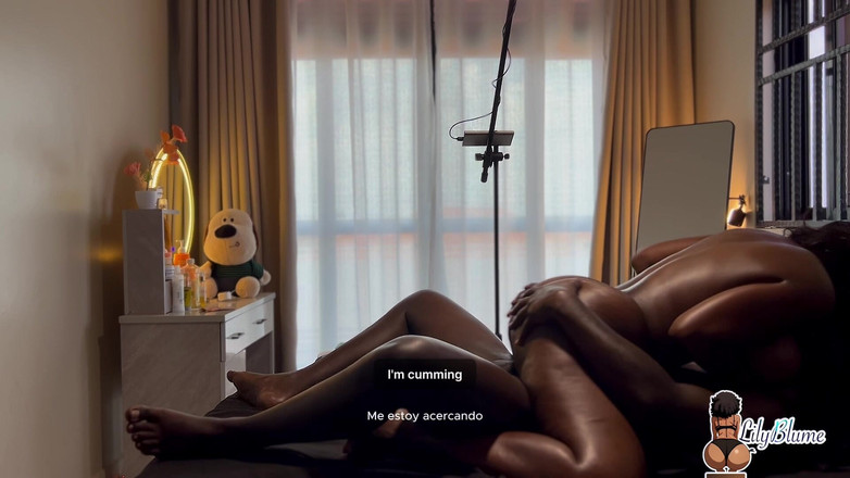 Afrocummy: Udělala jsem ho rychle během několika sekund poté, co mě...