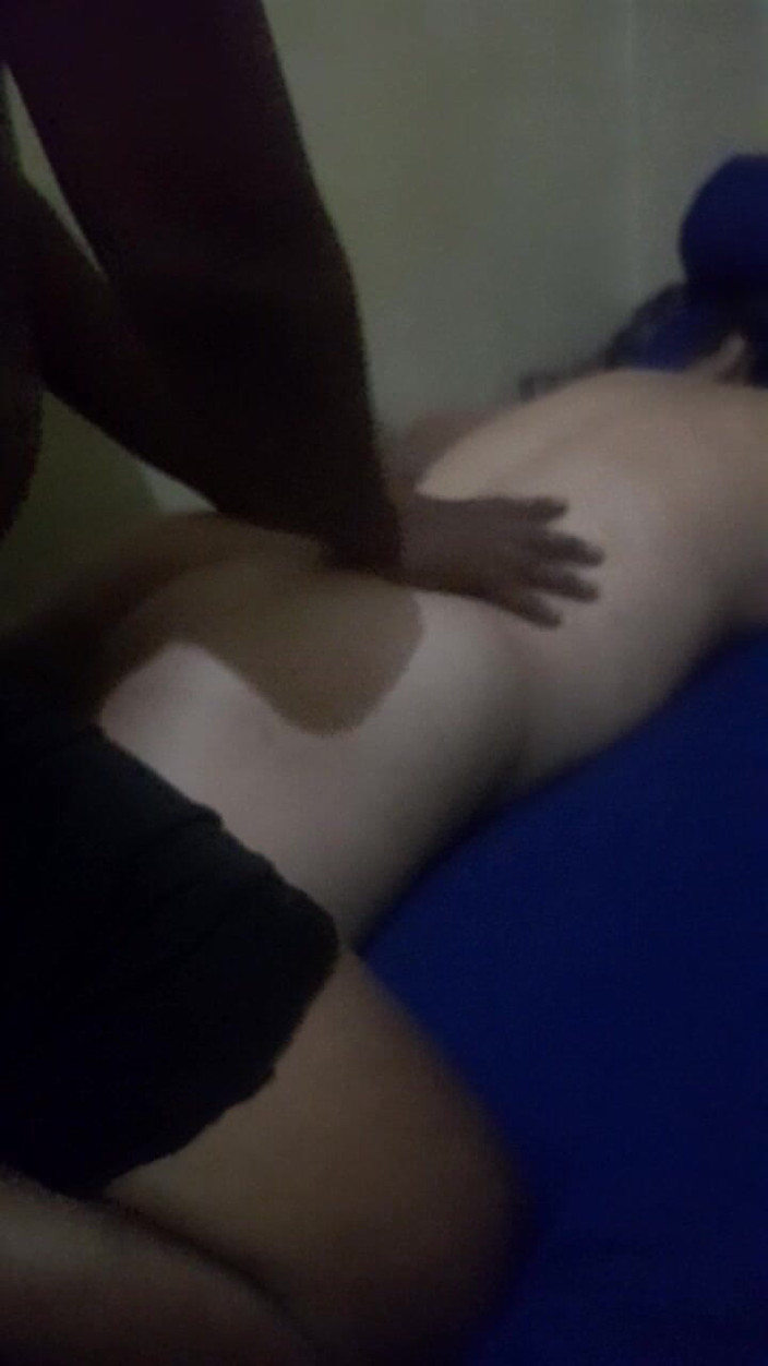 Angelina Pop: Güzel bir erkek arkadaşının amına küçük bir yarak sok