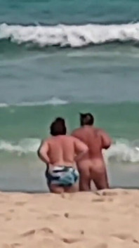 Nua no mar com as Meninas!