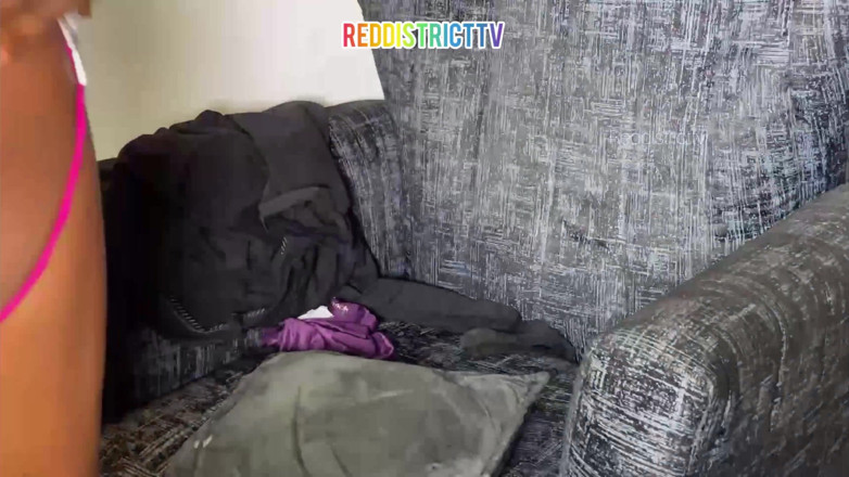Red district Tv: Sexy limpiadora de hotel folló mi polla hasta que exploté