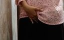 Riyathakur: Tonåring bhabhi njuter av onani