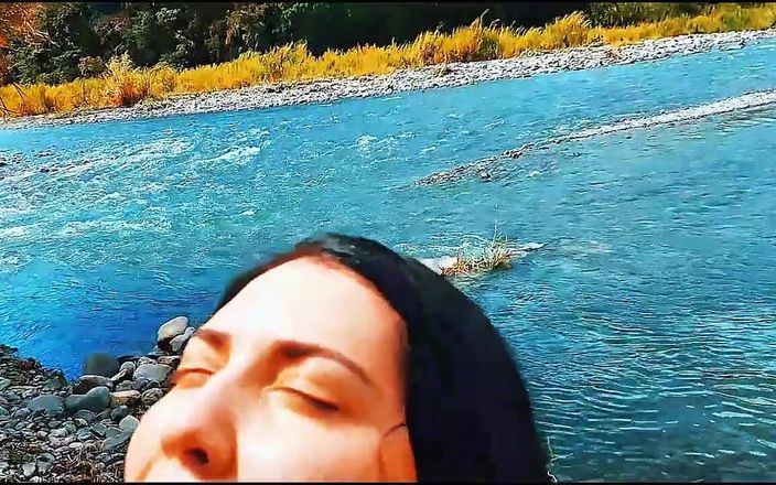 Nadia the big ass moroccan: Cô gái Ma-rốc bú cu của người yêu trong khu...