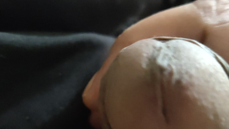 Mysterious island: Nào các chàng trai, xé đít tôi ra