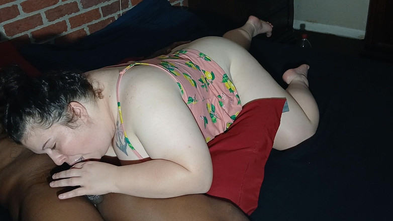 Sloppylynn: Они привыкли называть ее челюстью и счастливчик МЖ, она хороший сосущий хуй женщина