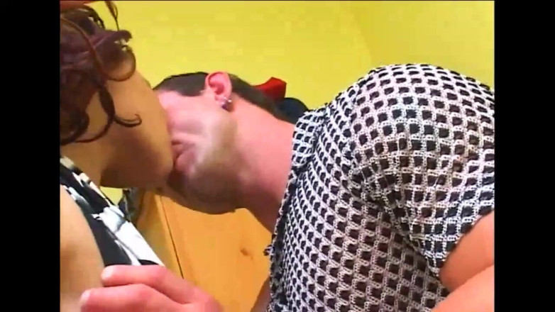 American Stallion: Amatorskie laska z Rasta daje obie