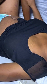 Cute MILF and Her Delivery Guy