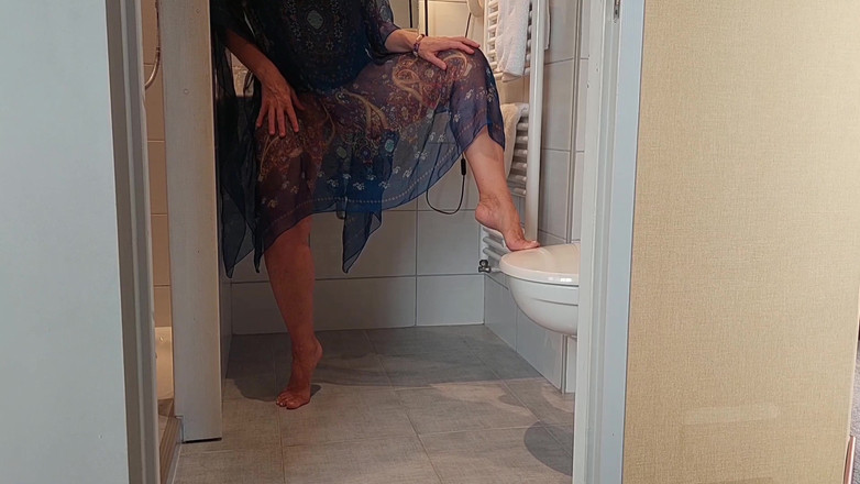 Selena701: Selena的姿势，穿着高跟鞋的性爱游戏