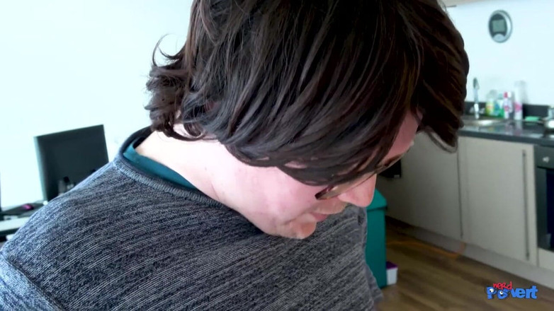 Nerd Pervert: Riley raven - Riley ist bereit für ihren ersten fick