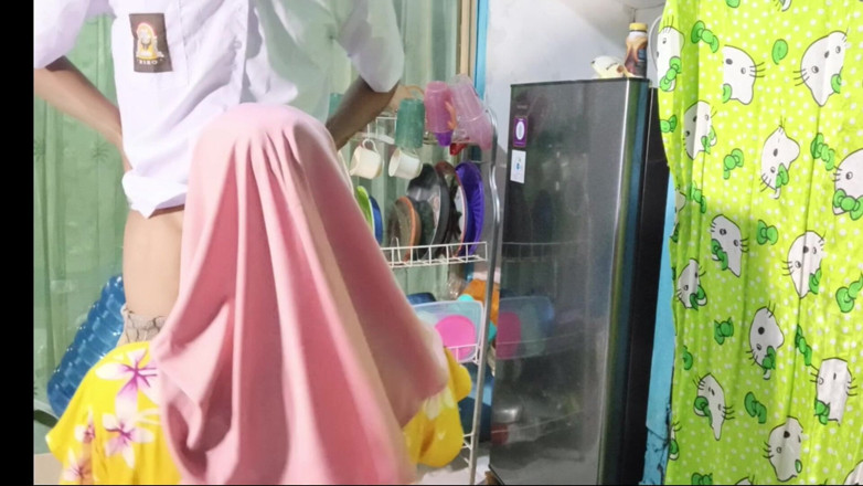 Rania: Vieni prima di andare al college, tesoro