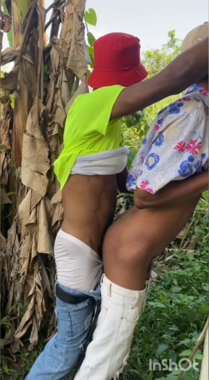 Chief_daddyy: Il femboy incontra il suo fidanzato delinquente