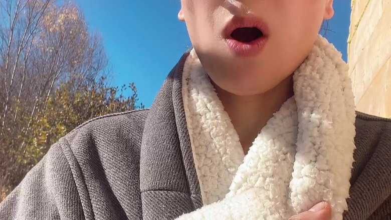 sweethanajapanese: बाहर ठंड के मौसम में मूतना चूत