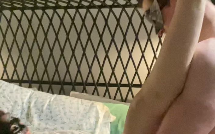 gabriellablows: 淫荡淫娃把一个陌生人从酒吧带回来口交和性交