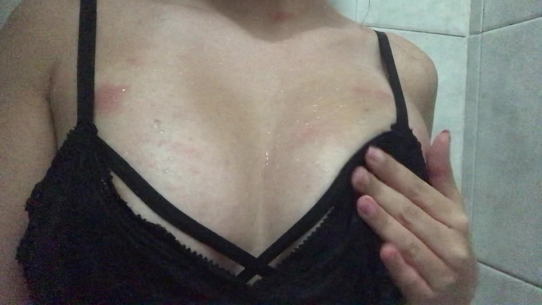 Thebeautybadby: cele mai mari și mai bogate țâțe