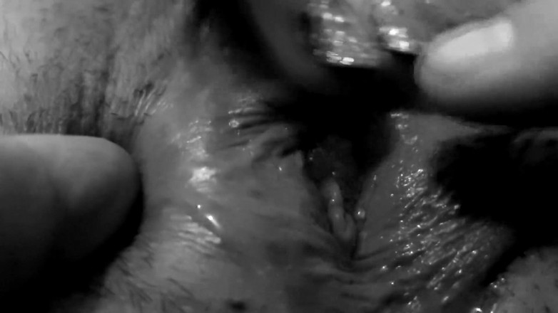 Bdsmlovers91: Joacă cu pizda ei frumoasă până când ejaculează - 60 fps făcut...