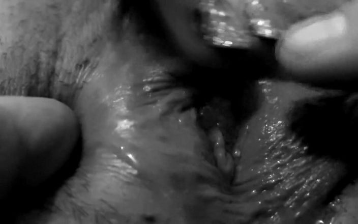 Bdsmlovers91: उसकी सुंदर चूत के साथ तब तक खेलना जब तक वह वीर्य नहीं छोड़ देती - 60 fps home Made amature Porn