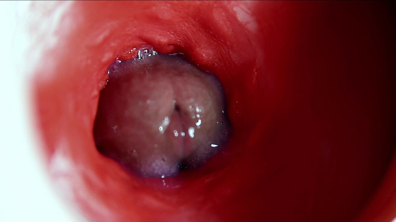 SEXY_GUYBEST: Một con cu to xinh đẹp chảy dồi dào bên trong...