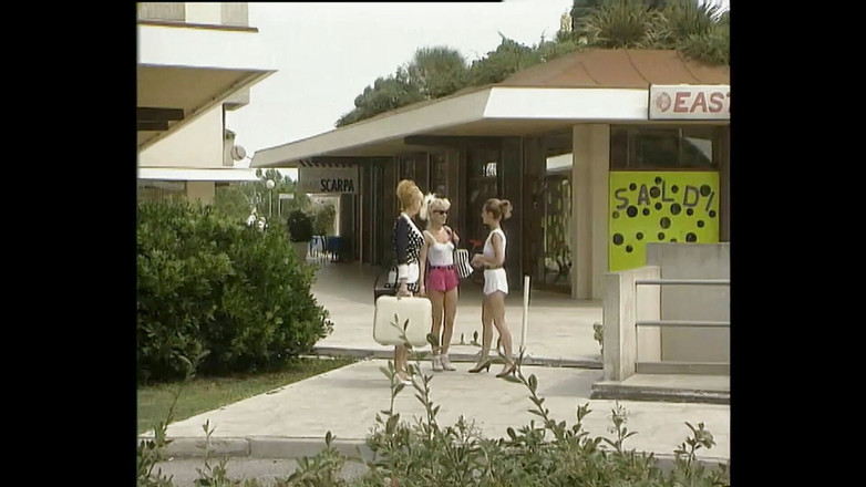 Vintage Climax: 漂亮女孩被多根鸡巴操