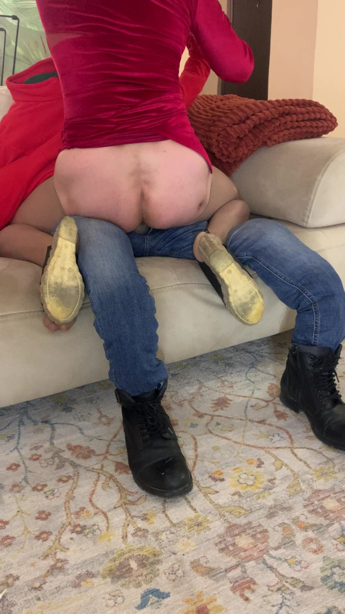 cd_aysemmm: La primera experiencia de mi hijastro