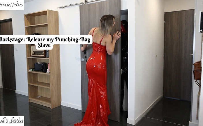 DeesseJulia: Hậu trường: Tôi giải phóng nô lệ túi cao su...
