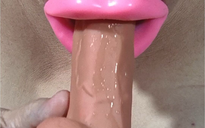 HerculesnVENUS: What a Big Mouth When There's Cum Dripping When She...