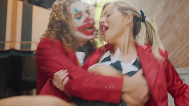 Cosplayground: Blake Blossom as Harley Quinn Gets Fucked Hard by Joker -...