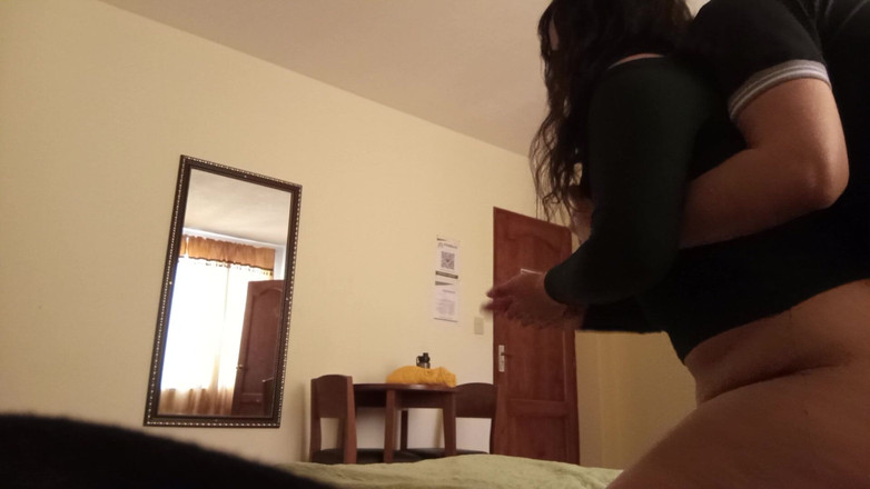Moo DBOXXX: La mia amica in campagna è venuta in città proprio per...