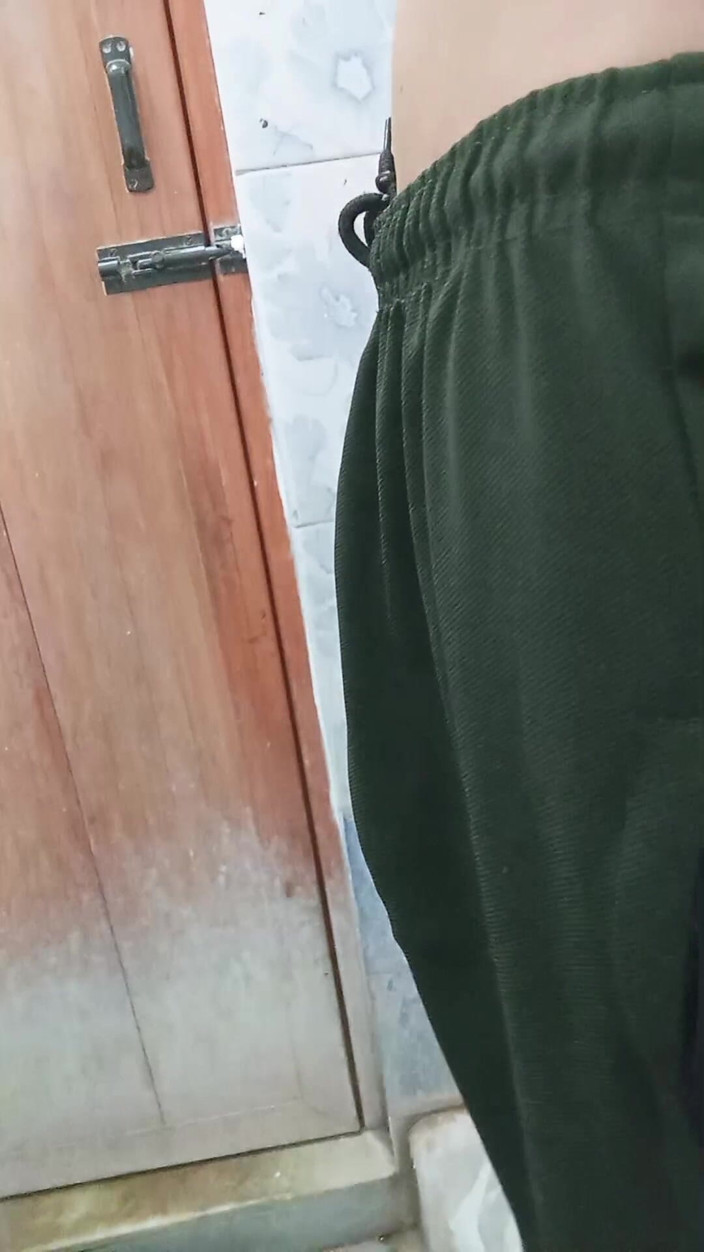 Sakthi brilliant: Indian Young Boy Bigcock Mastrubation