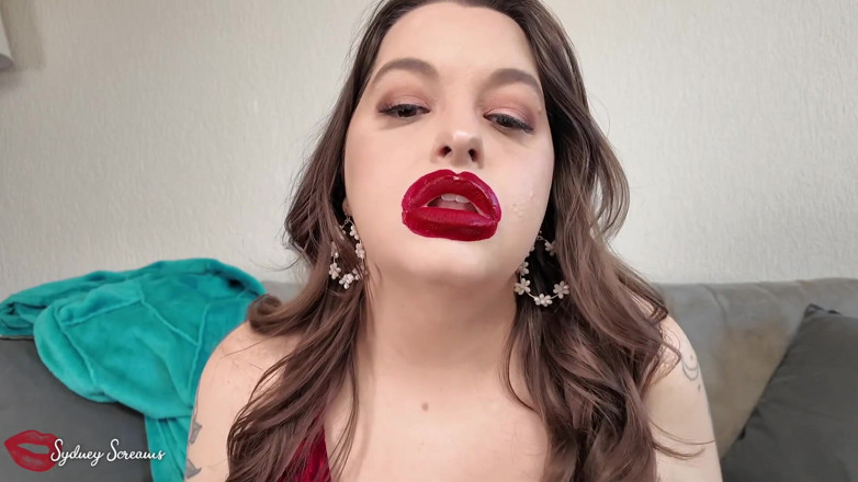 Sydney screams fetish: Pruderyjna dziewczyna przekształciła się w bimbo