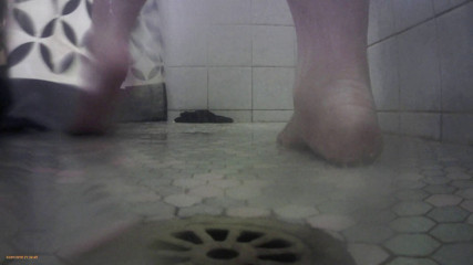 LaLaDelilah: Bbw piedini in doccia