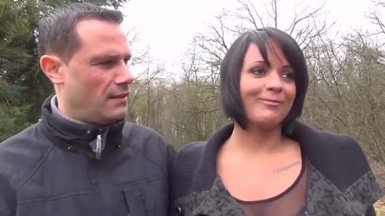 German amateur - 100% German hardcore videos: Brunette milf gets fucked in the woods