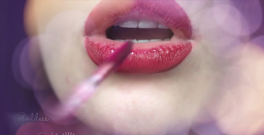 Goddess Misha Goldy: Meus lábios hipnotizantes são tudo o que você precisa! 1