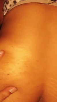 자지 타기를 사랑하는 큰 엉덩이 인도 여왕