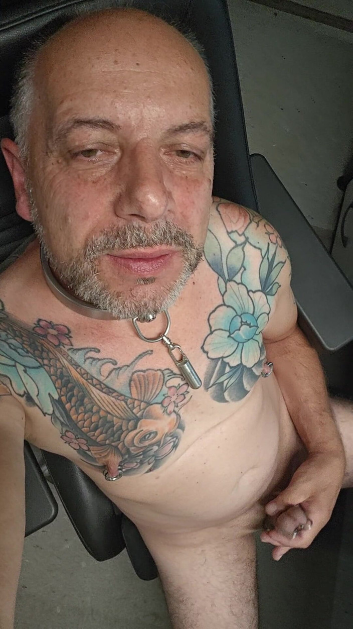 sls-frank: Sls-frank Masturbation in the Morning